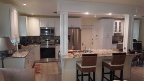 Private kitchen - Pool Home close to Siesta Key # 1 beach and Downtown. (Sarasota)