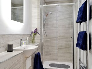 Unclassified image, 5 of 15, button - 3 Old Posting Stables (Gatehouse of Fleet, near Kirkcudbright)