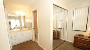 Condo | Bathroom