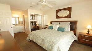 Condo | 2 bedrooms, free WiFi - The Anna Maria Island Beach View 207 (Bradenton Beach)