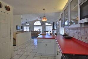 House | Private kitchen | Fridge, microwave, dishwasher, coffee/tea maker