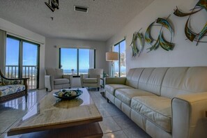 Condo | Living room