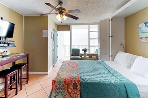 House | 1 bedroom, iron/ironing board, free WiFi, bed sheets - Oceanfront Daytona Beach Condo (Daytona Beach)
