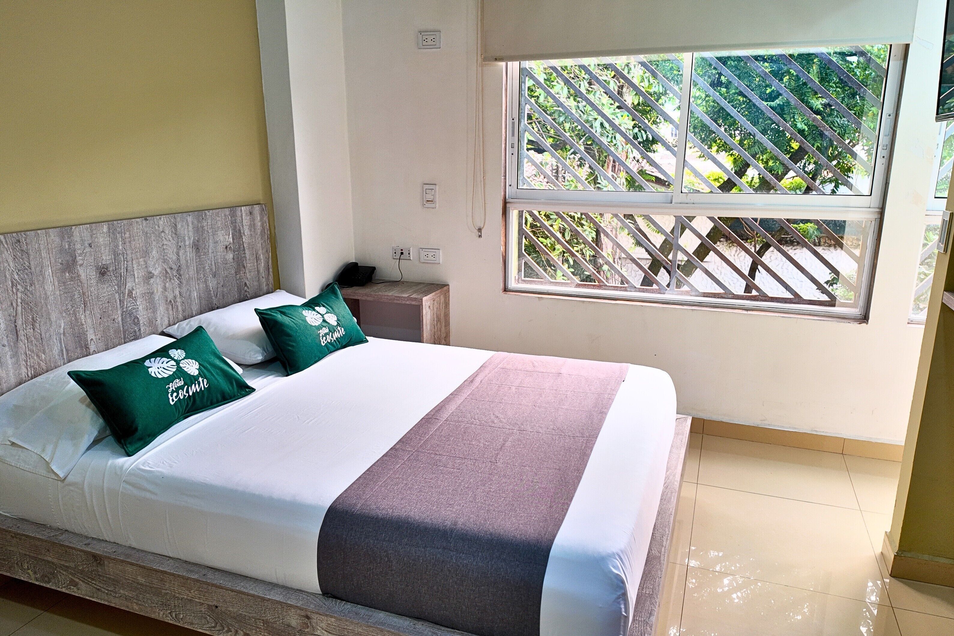 Habitación doble superior | Ropa de cama hipoalergénica, wifi gratis y ropa de cama 