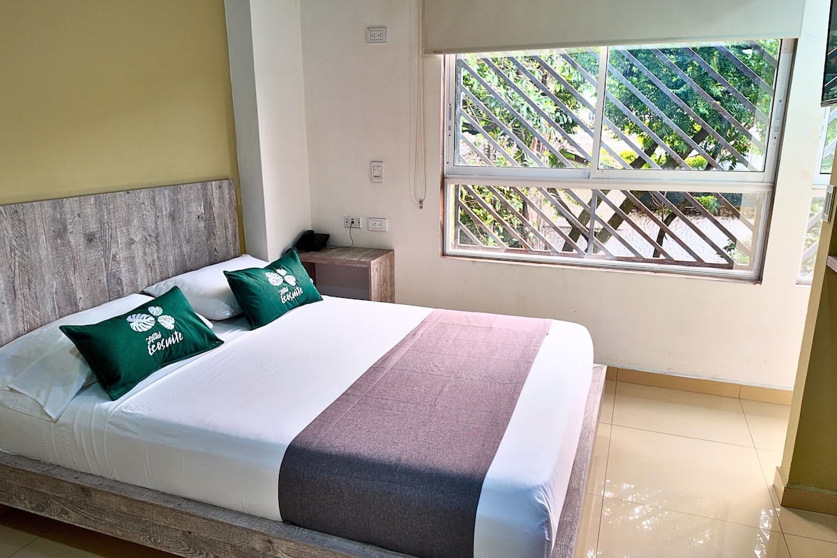 Habitación doble superior | Ropa de cama hipoalergénica, wifi gratis y ropa de cama