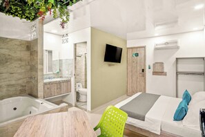 Senior Room - Hotel Eco Suite (Cali)