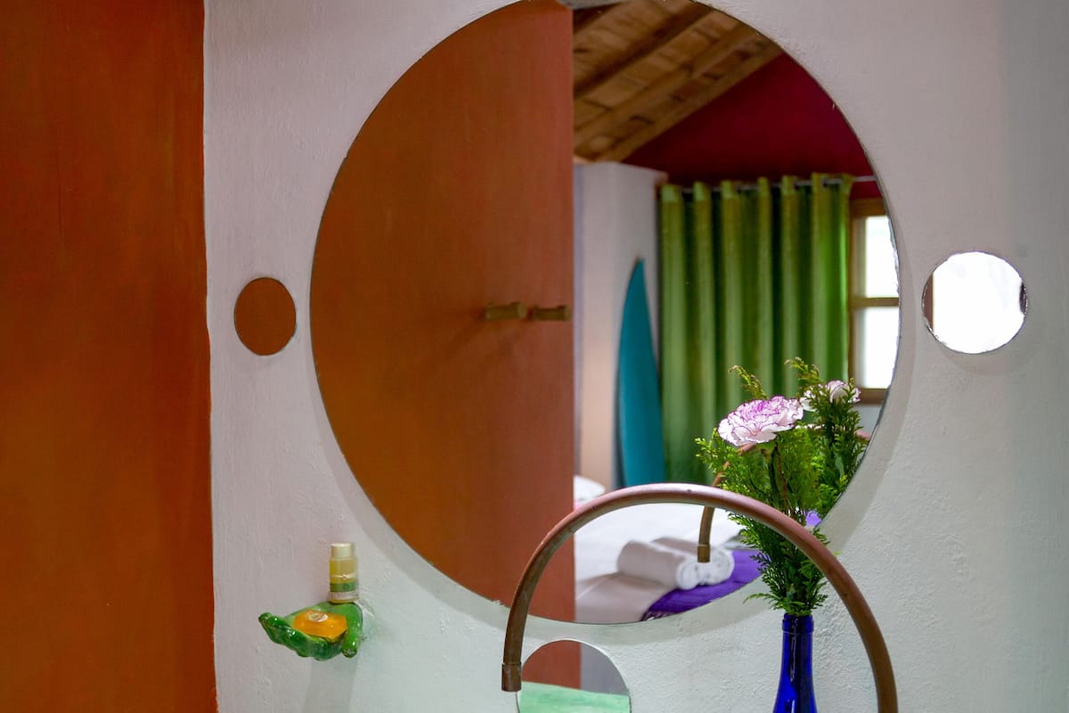 superior double room | bathroom | shower, free toiletries, towels