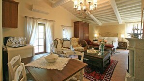 Villa | 5 bedrooms, premium bedding, in-room safe, laptop workspace - La Cerbaina (Montecatini Val di Cecina)