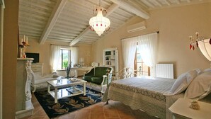 Villa | 5 bedrooms, premium bedding, in-room safe, laptop workspace - La Cerbaina (Montecatini Val di Cecina)