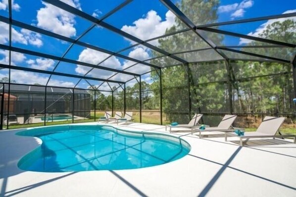 Maison | 6 chambres, fer et planche à repasser