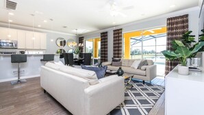 House | Living room - Providence Grande Villa (Davenport)