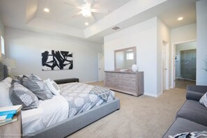 House | 6 bedrooms, free WiFi - Providence Grande Villa (Davenport)