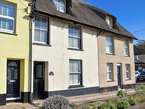 Exterior - 4 bedroom accommodation in Sidmouth (Sidmouth)