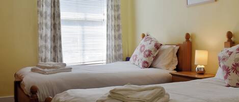 4 chambres, Wi-Fi gratuit, draps fournis