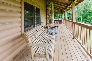Cabin, 2 Bedrooms | Outdoor dining - A Dream Come True 2 Bedroom Cabin by RedAwning (Sevierville)