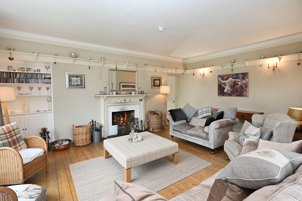House, Ensuite | Interior
