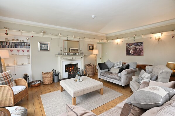 House, Ensuite | Interior - Willowvale (Nairn)