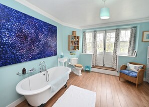 Bathroom - Willowvale (Nairn)