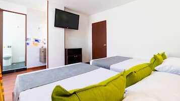 Quarto duplo | Wi-Fi de cortesia, roupa de cama