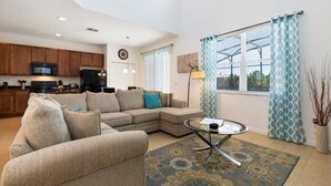 บ้านพัก | ห้องนั่งเล่น | ทีวี, เครื่องเล่นดีวีดี