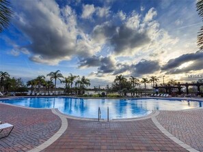 Apartment | Pool