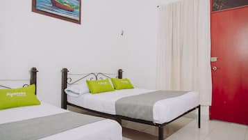 Hypo-allergenic bedding, free WiFi, bed sheets