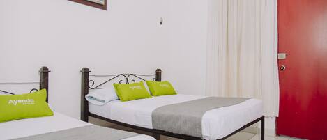 Literie hypoallergénique, Wi-Fi gratuit, draps fournis