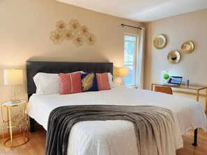 3 bedrooms, iron/ironing board, free WiFi, bed sheets