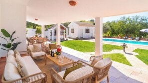 Outdoor dining - Los Caracoles de Almogía by Ruralidays (Málaga)