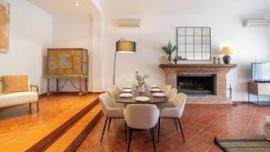 Dining - Villa Los Caracoles Casabermeja by Ruralidays (Málaga)