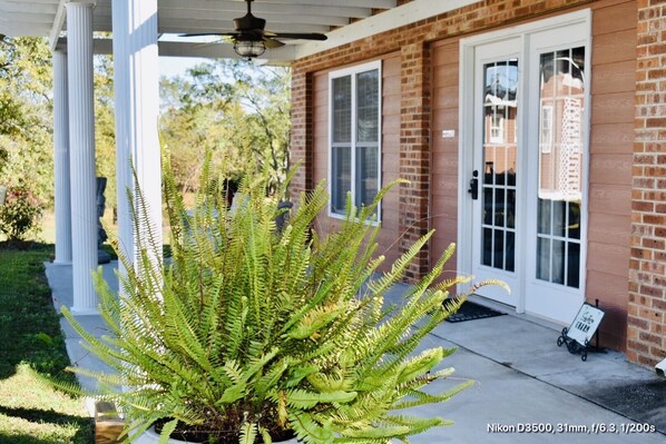 Exterior detail - Southern Charm /Southern Hospitality! (Chesterfield)