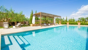 Piscine extérieure