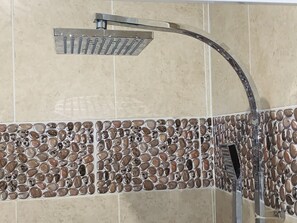 Douche de la salle de bain