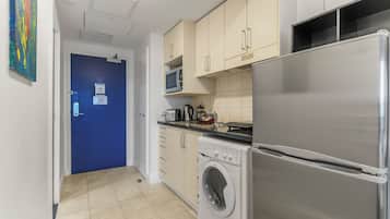 Studio | Eigene Küche | Großer Kühlschrank, Mikrowelle, Wasserkocher, Toaster