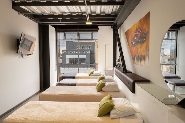Quadruple Room | Hypo-allergenic bedding, free WiFi, bed sheets
