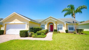 House | Exterior - 3 Bedroom, 2 Bath Tuscan Villa Vacation! (Davenport)