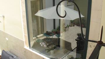 Enceinte de lâhĂ©bergement