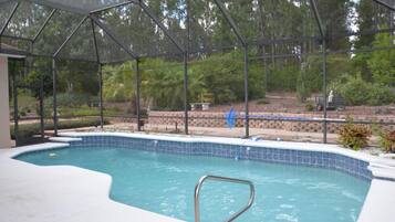 House, 4 Bedrooms | Pool | Outdoor pool