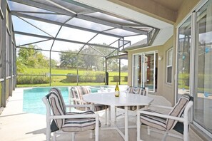 Villa | Balcony - Kleeo's Villa (Davenport)