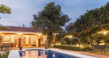 Residencia Jardin Real