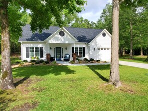 Exterior - Virginia County Cottage  (Jacksonville)