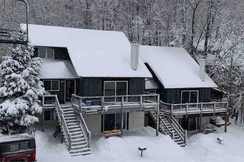 Mineshaft Chalets Side #1