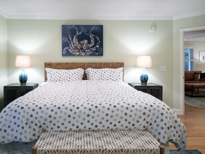 3 عدّة غرف نوم ومكواة/لوح كي وواي فاي مجانًا وملاءات أسرّة