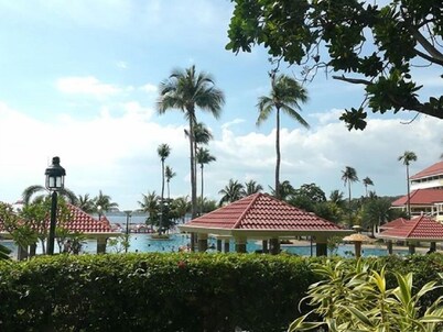 Michelle's Canyon Cove