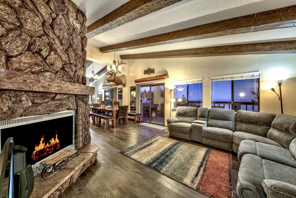 Rom, flere senger (MV50 Grand Lodge Lake Tahoe With Gam) | Oppholdsrom