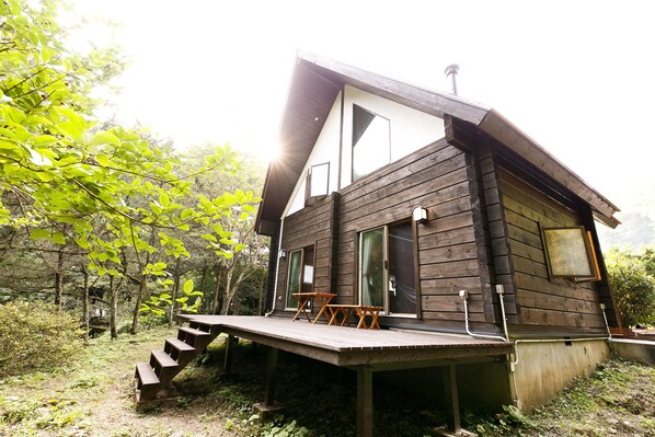 Exterior - Loghouse Seseragi (Tsuru)