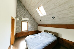 Family Cabin | 2 bedrooms, free WiFi - Loghouse Seseragi (Tsuru)