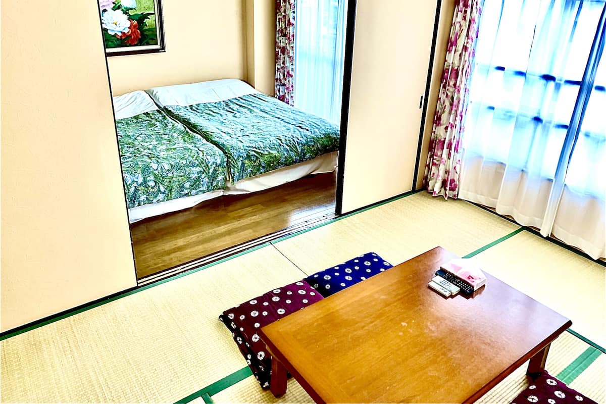 2 habitaciones, wifi gratis y ropa de cama