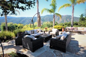 House, Multiple Beds, Valley View (LX16: Valley View Estate Above The Wi) | Balcony