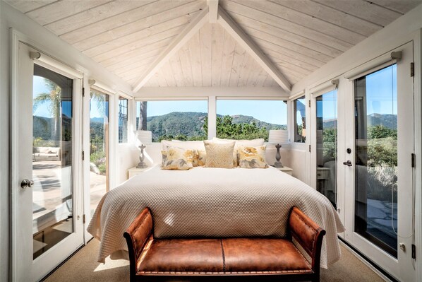 Casa, varias camas, vista al valle (LX16: Valley View Estate Above The Wi) | 4 habitaciones, cuna de viaje y ropa de cama